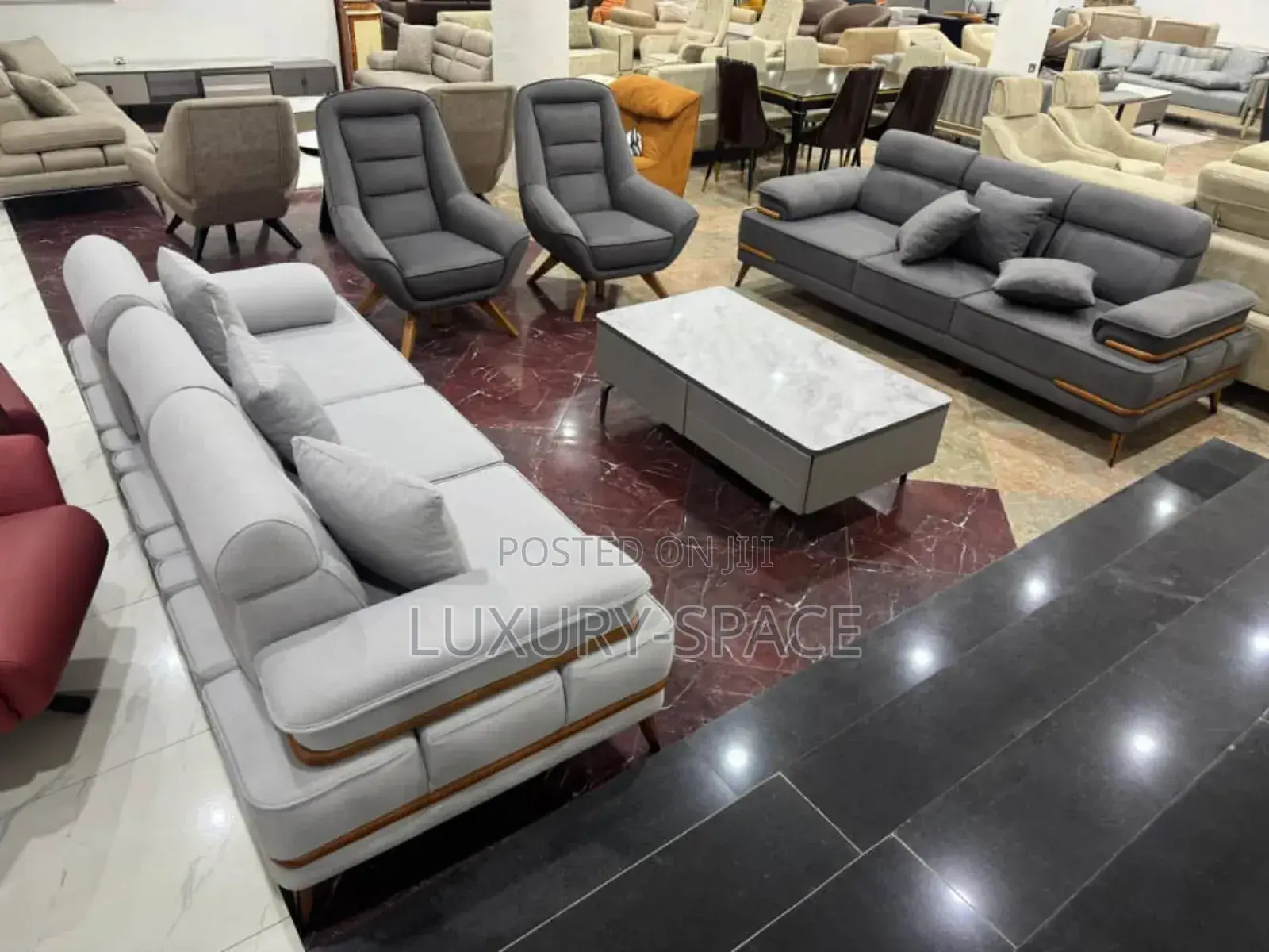 High Quality Luxury 8 Seater Sofa Set