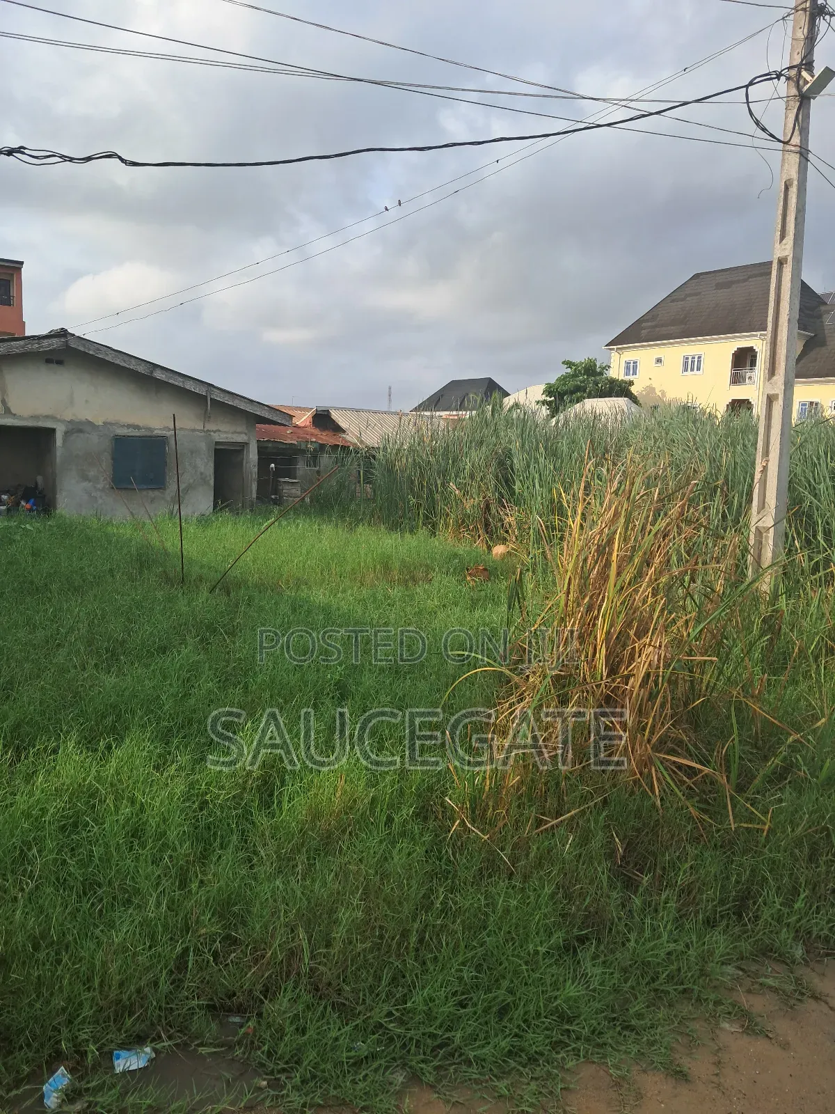 Half Plot for Sale With Old Bungalow at Ijegun Satellite