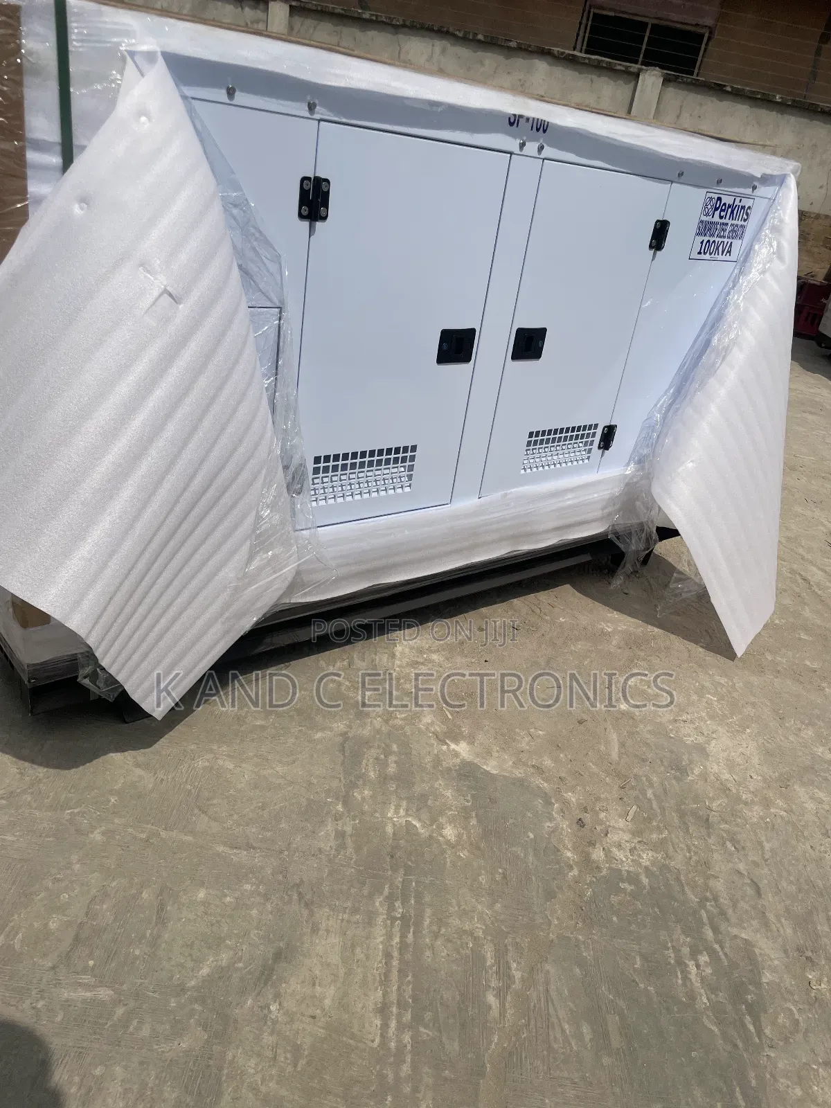 Perkins 100kva Soundproof Diesel Generator