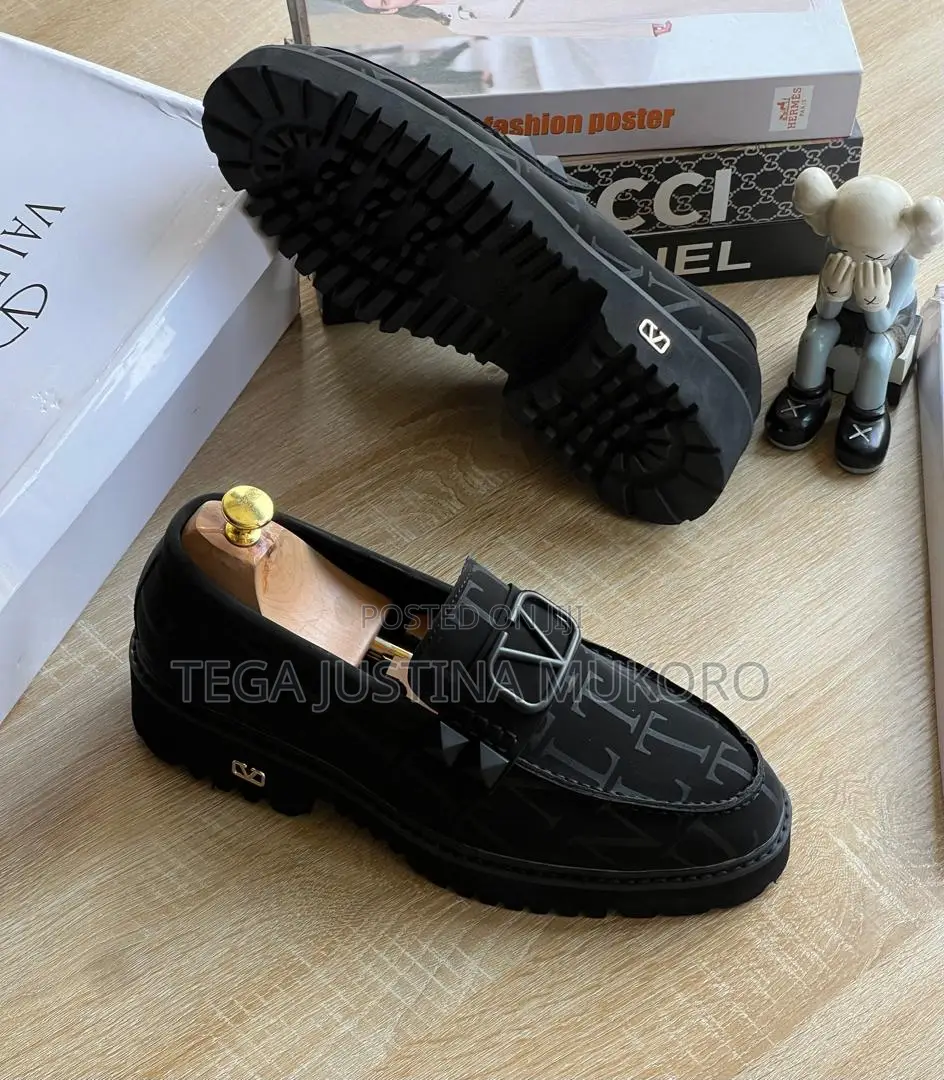 Latest Design Valentino Garavani Men's Footwear
