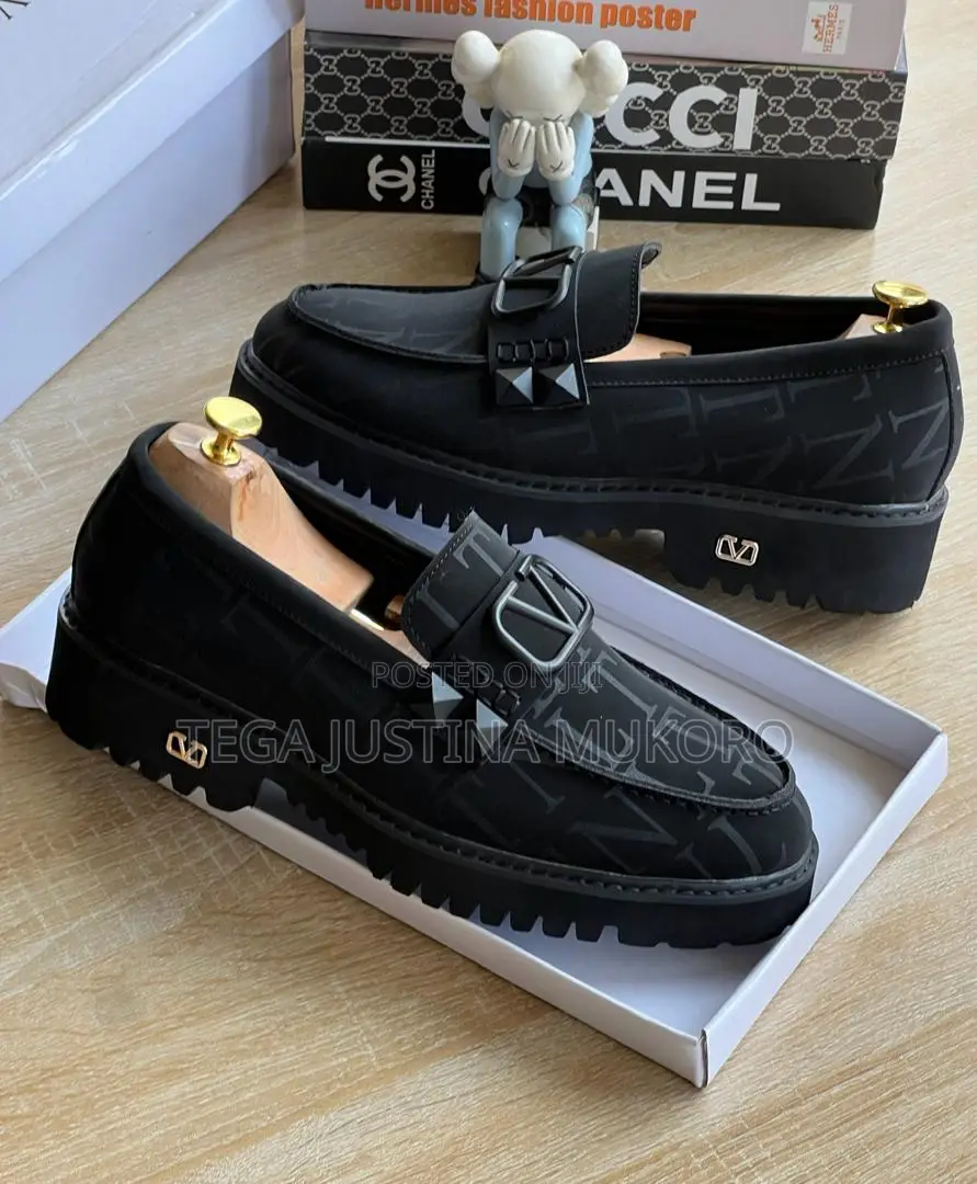 Latest Design Valentino Garavani Men's Footwear