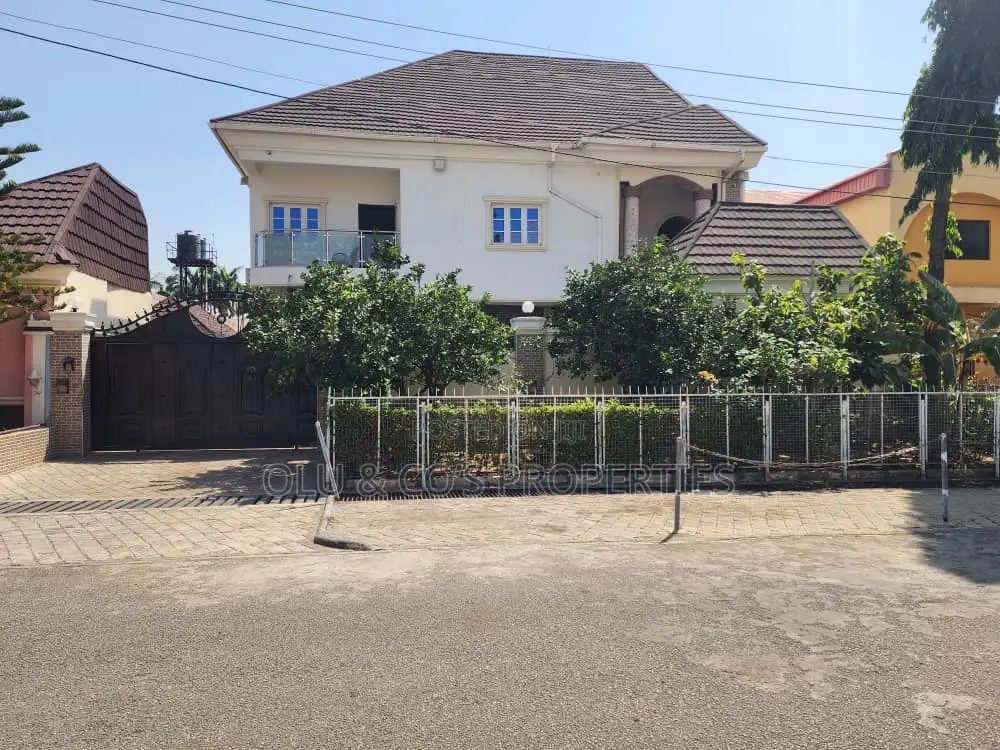 5bdrm Mansion in Gwarimpa 1St Avenue, Gwarinpa for sale