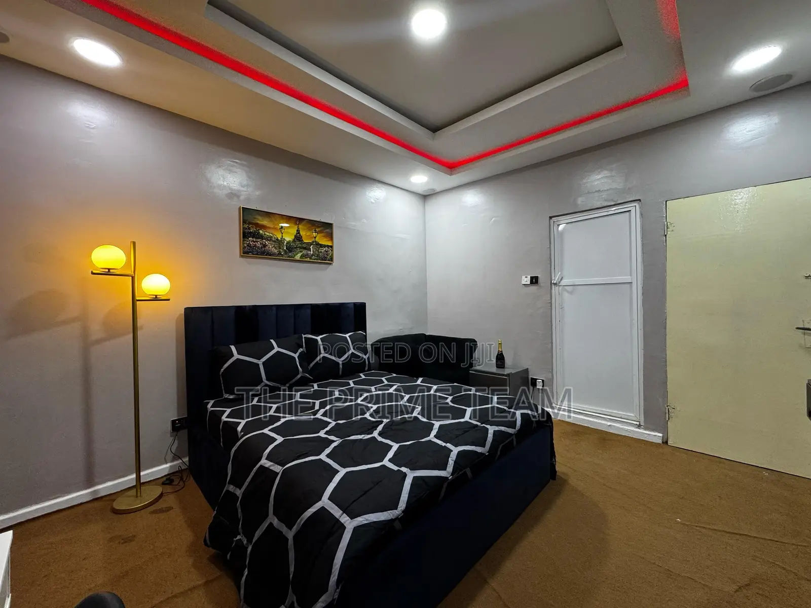 Prime Oak Residence Studio Apartment