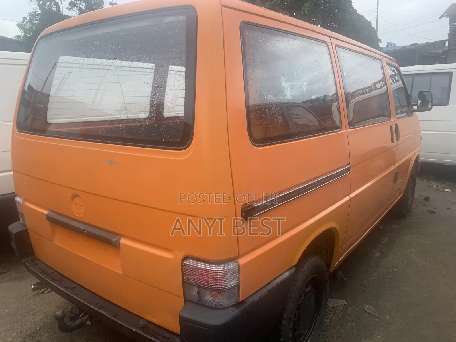 Volkswagen Transporter 2000 Orange