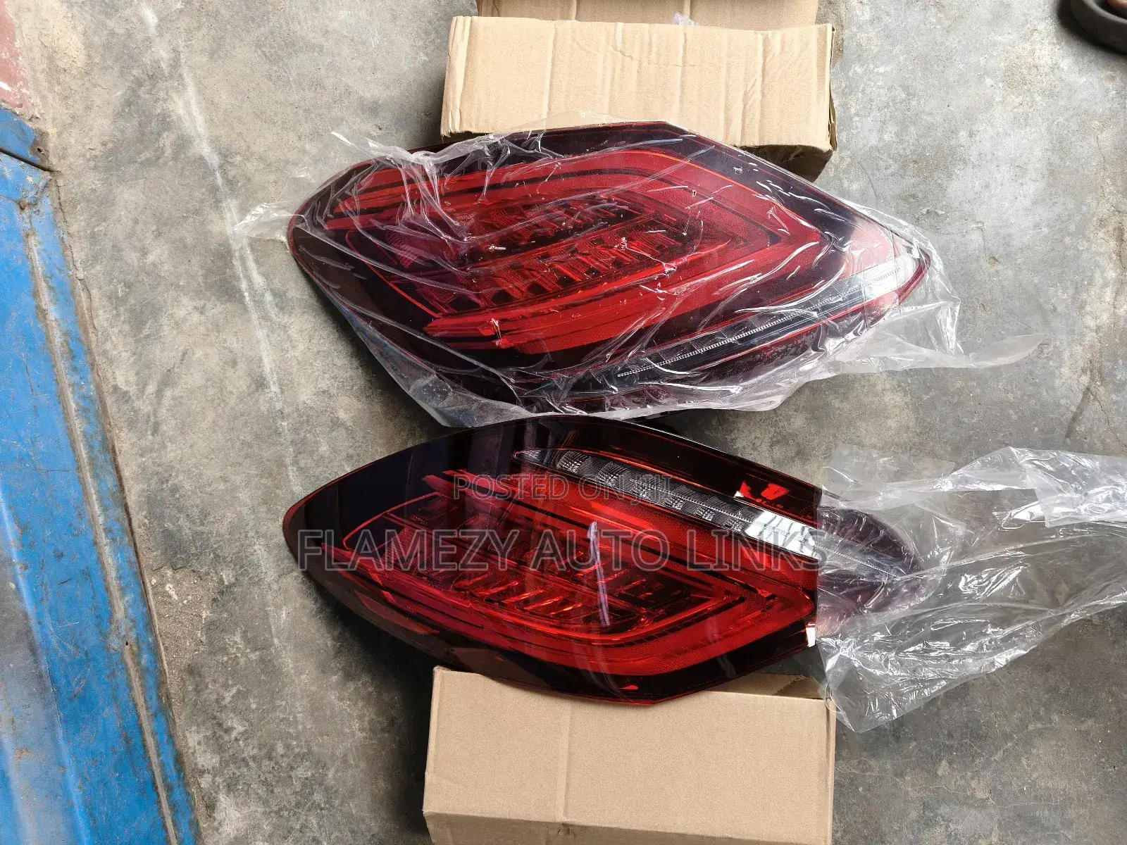 C300 2018 Rear Light (205)