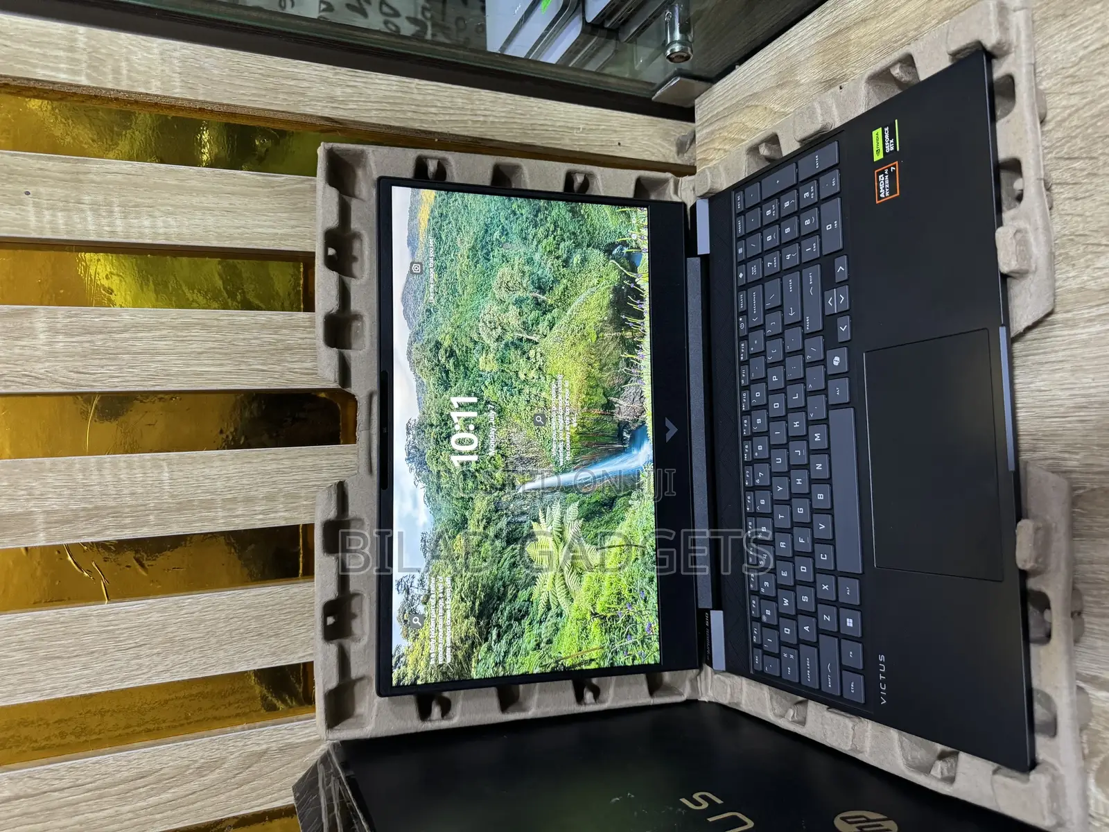 Laptop HP Victus 15 16GB AMD Ryzen 7 SSD 1T
