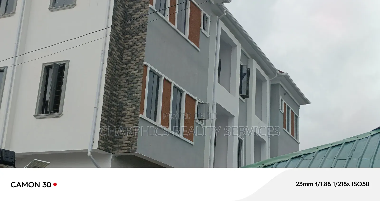 3bdrm Block of Flats in Surulere for sale