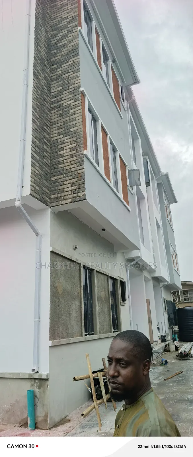 3bdrm Block of Flats in Surulere for sale