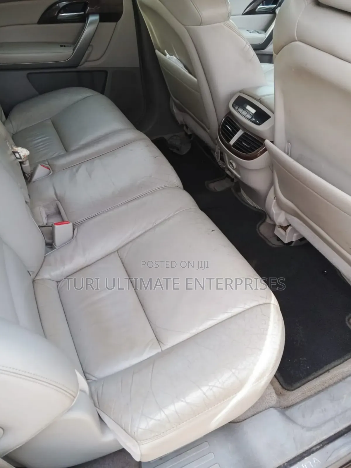 Acura MDX Technology Package SUV AWD (3.7L 6cyl 6A) 2011 Gray