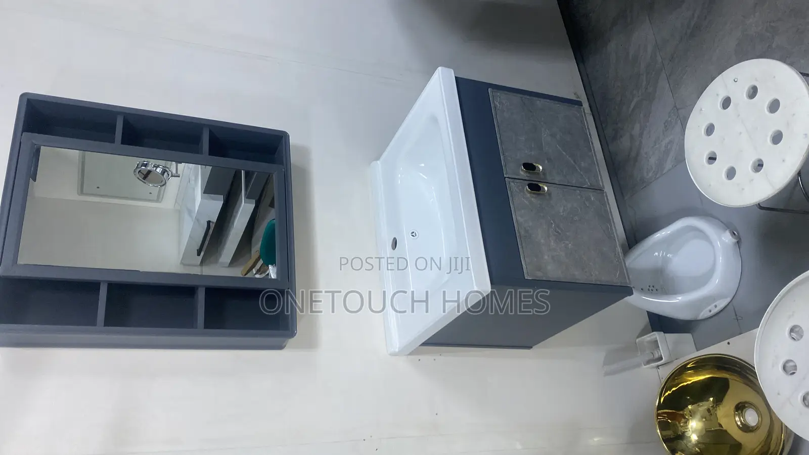 Cabinet With Mirror