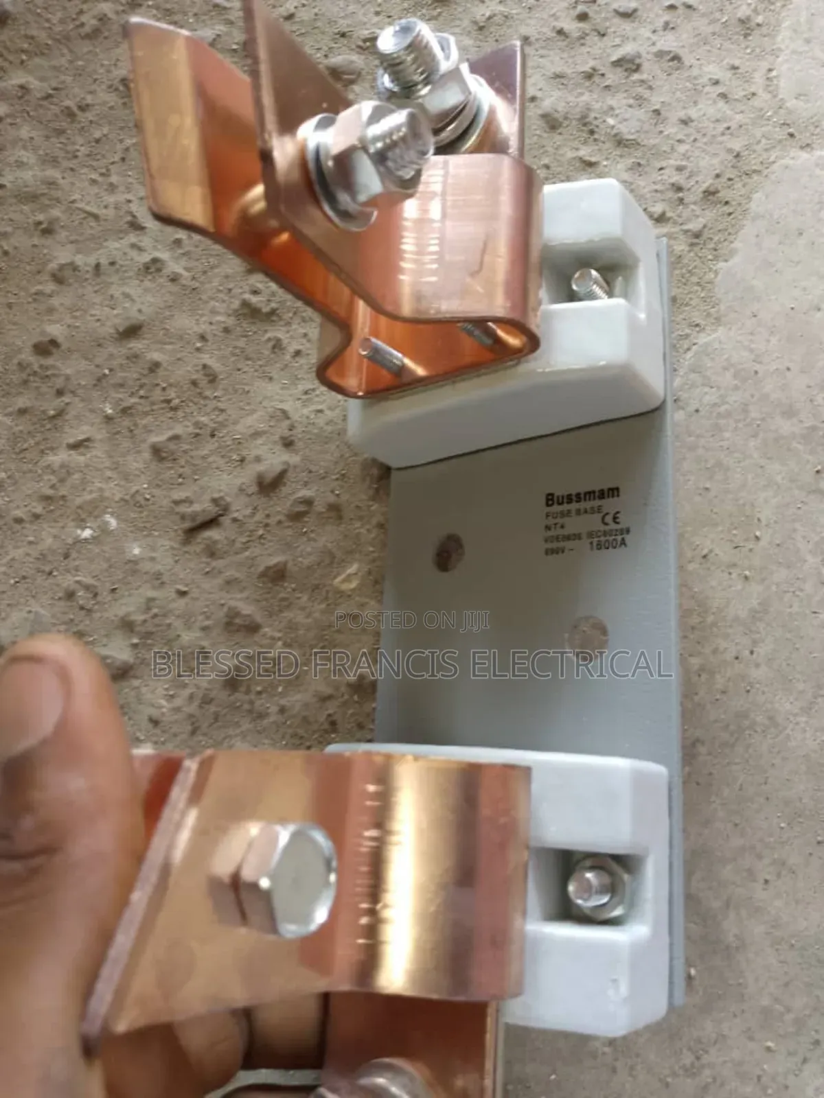 1,250a Fues and Base # for Set