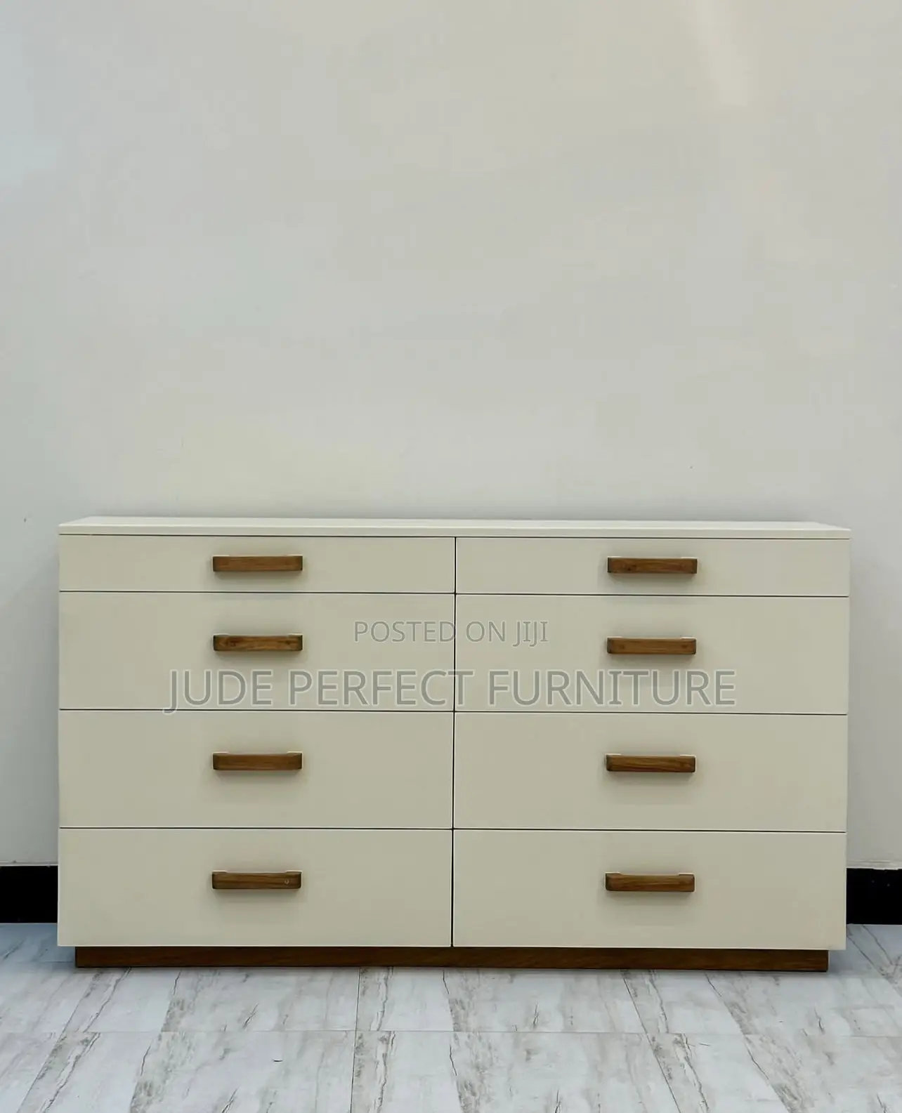Quality Chest Vanity Cabinets