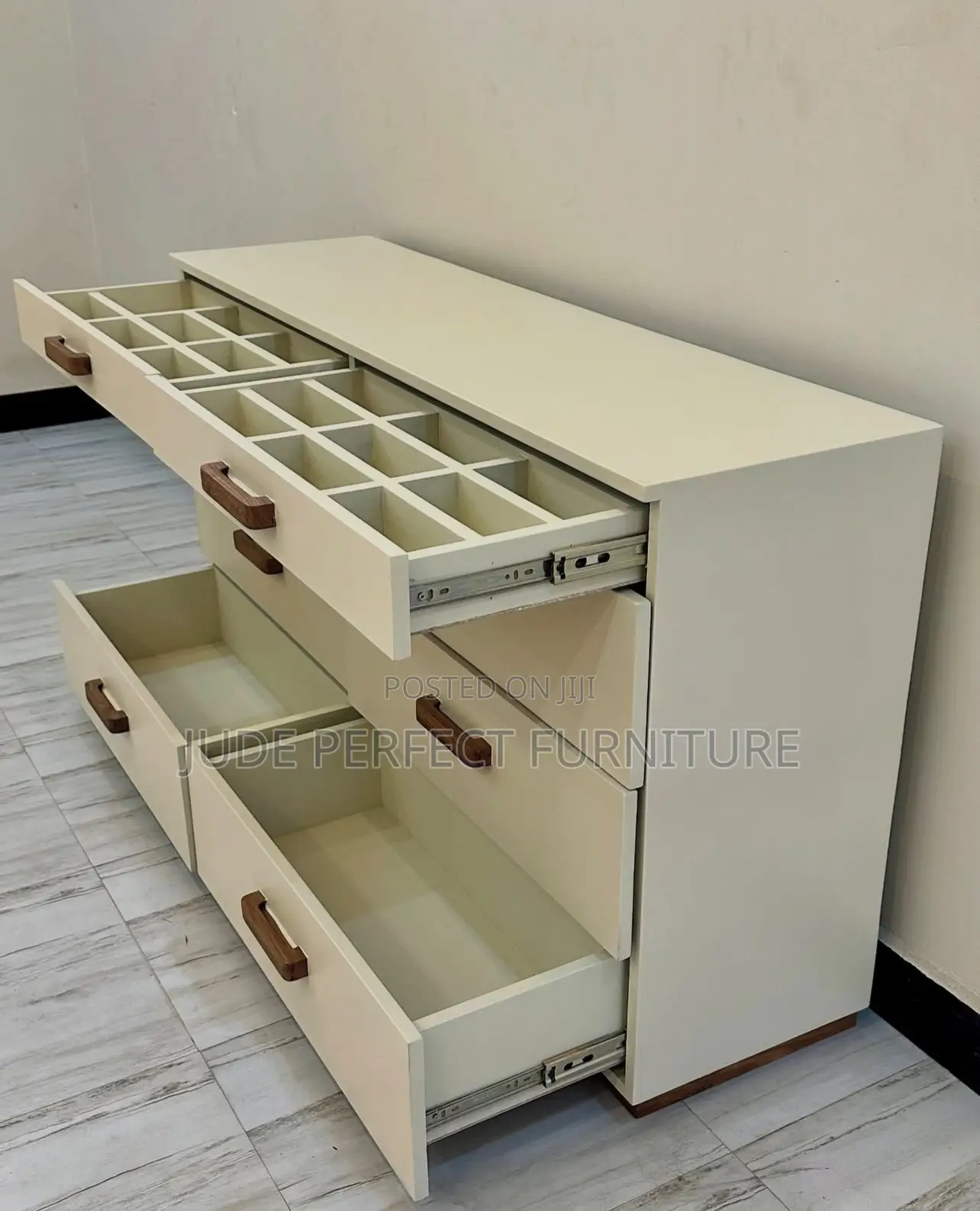 Quality Chest Vanity Cabinets