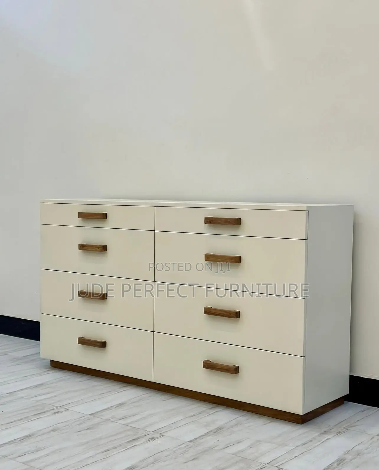 Quality Chest Vanity Cabinets