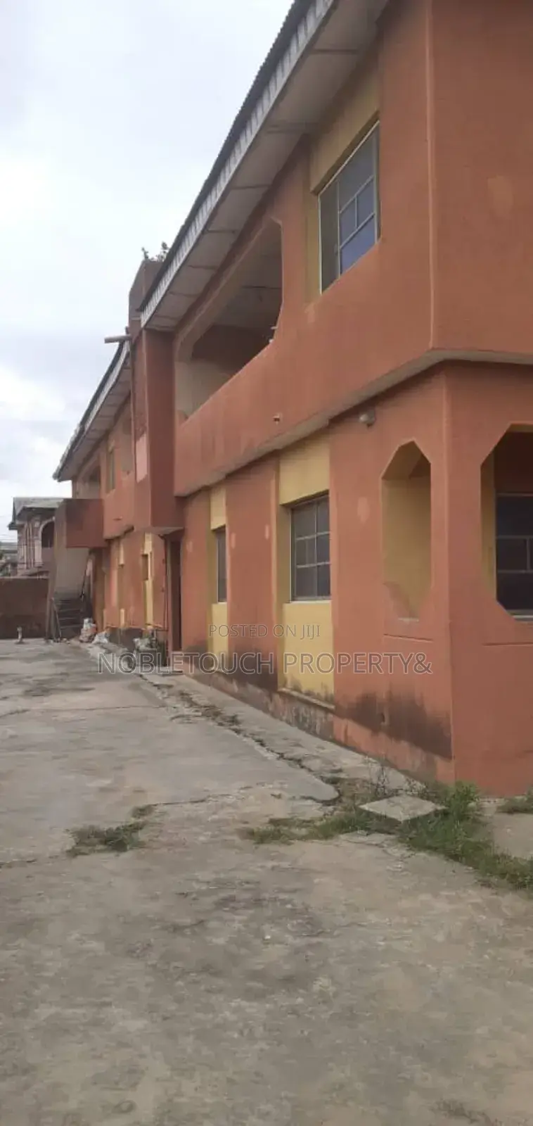 3bdrm Block of Flats in Agbe Road, New Oko for sale