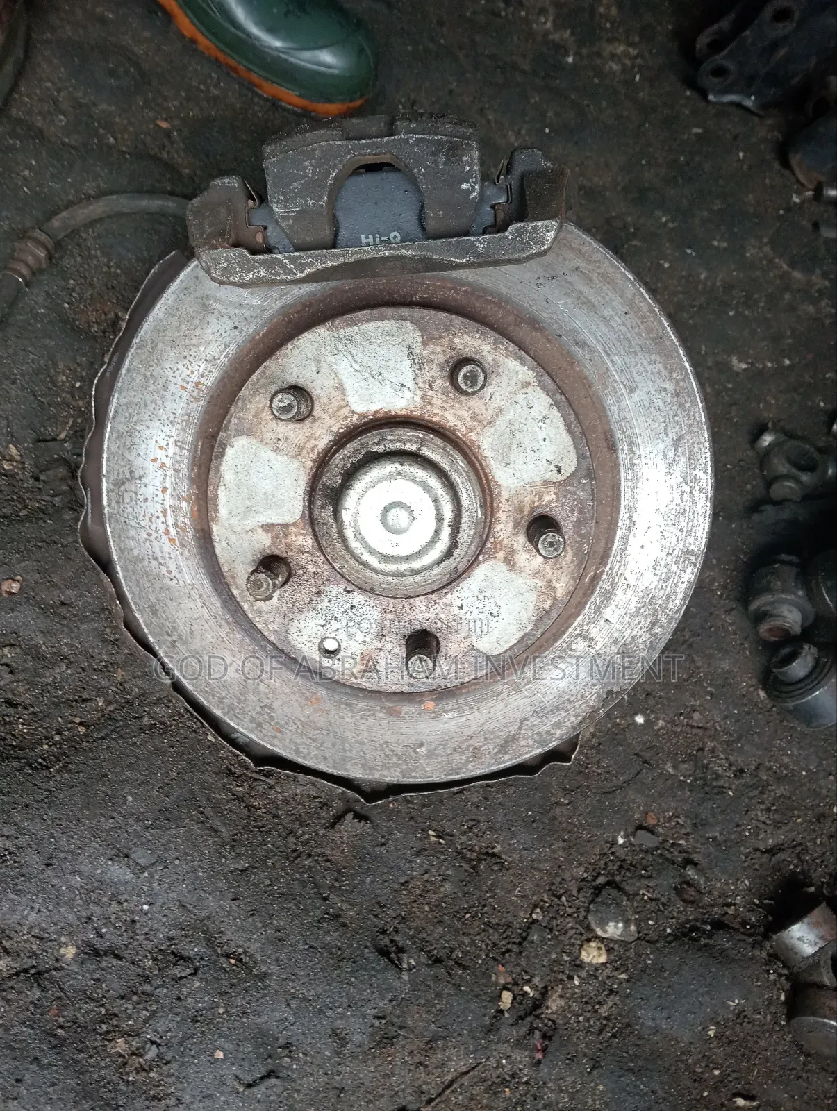 Mazda Premacy Complete Hub.Back 2003 Model