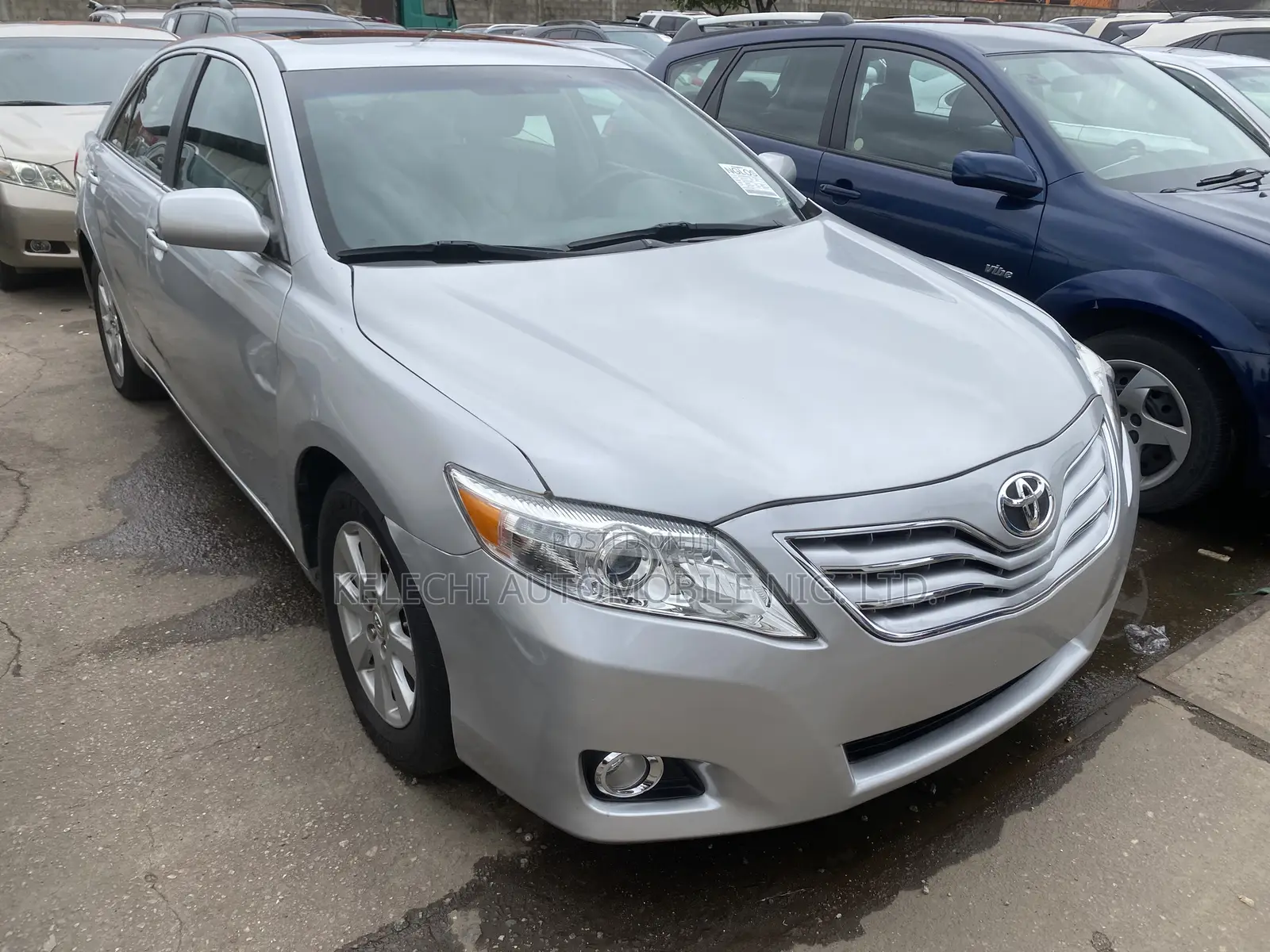 Toyota Camry XLE V6 4dr Sedan (3.5L 6cyl 6AM) 2010 Silver