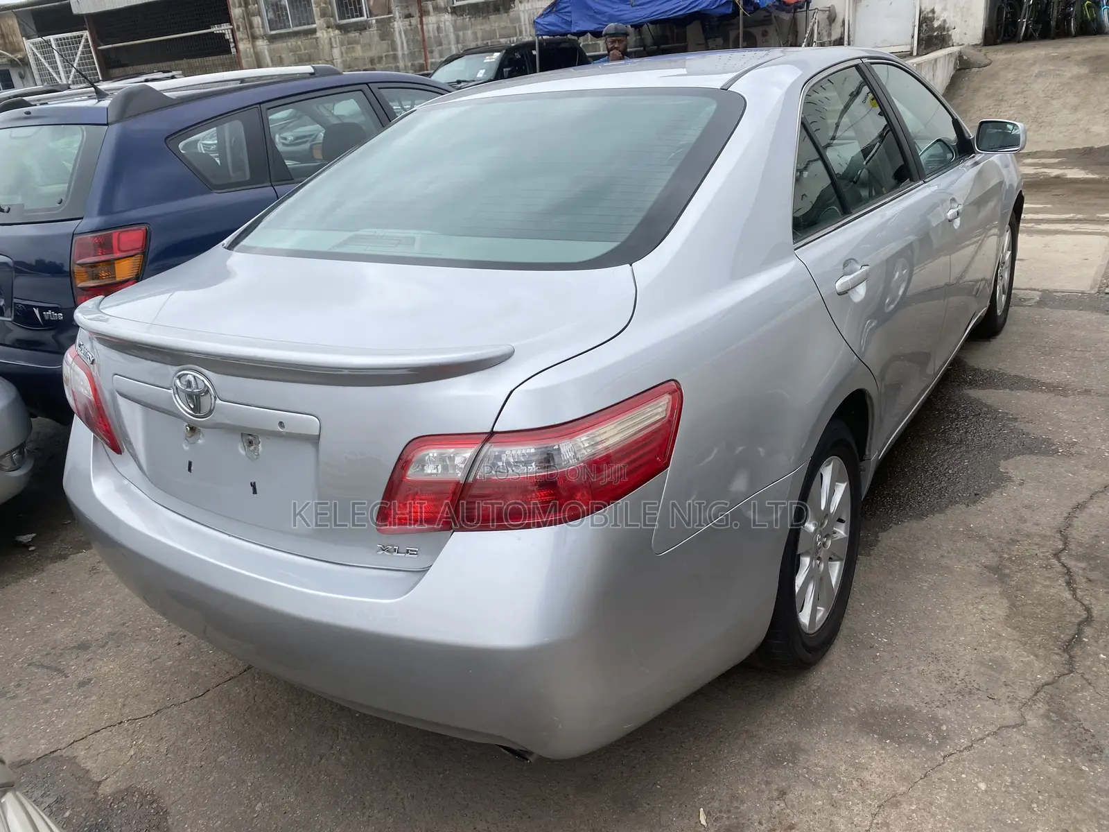 Toyota Camry XLE V6 4dr Sedan (3.5L 6cyl 6AM) 2010 Silver