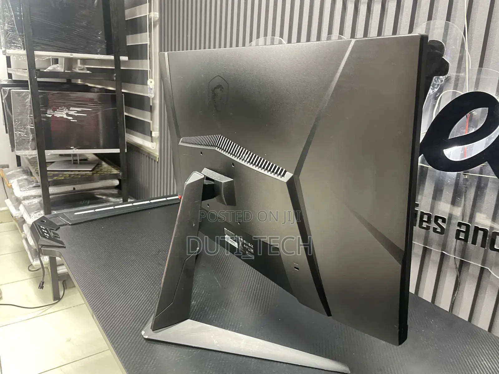 Msi Curved 27" FHD 1080p 250hz 1ms 1500r HDR Gaming Monitor
