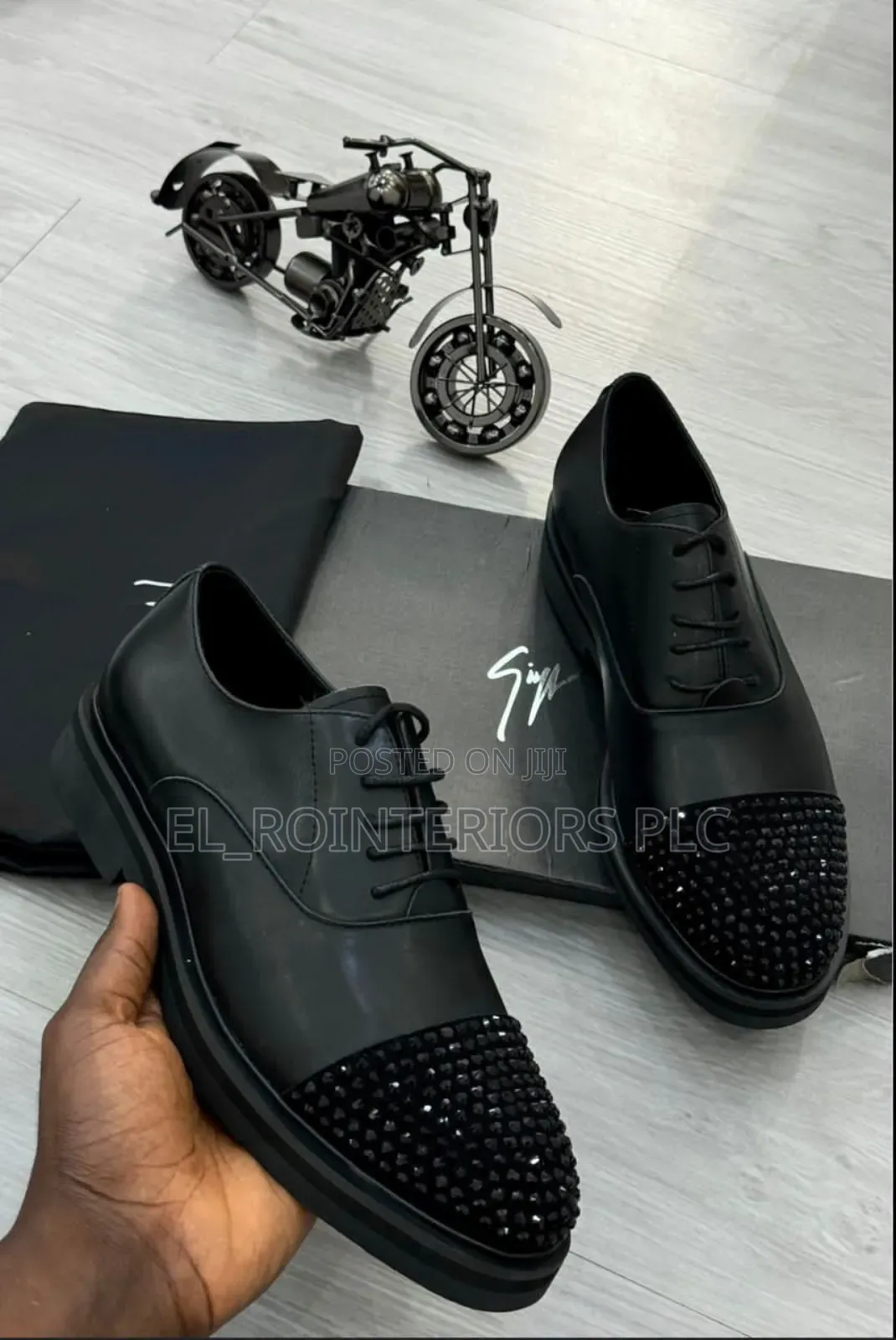 Giuseppe Zanotti Signature Studded Cap Toe Oxford