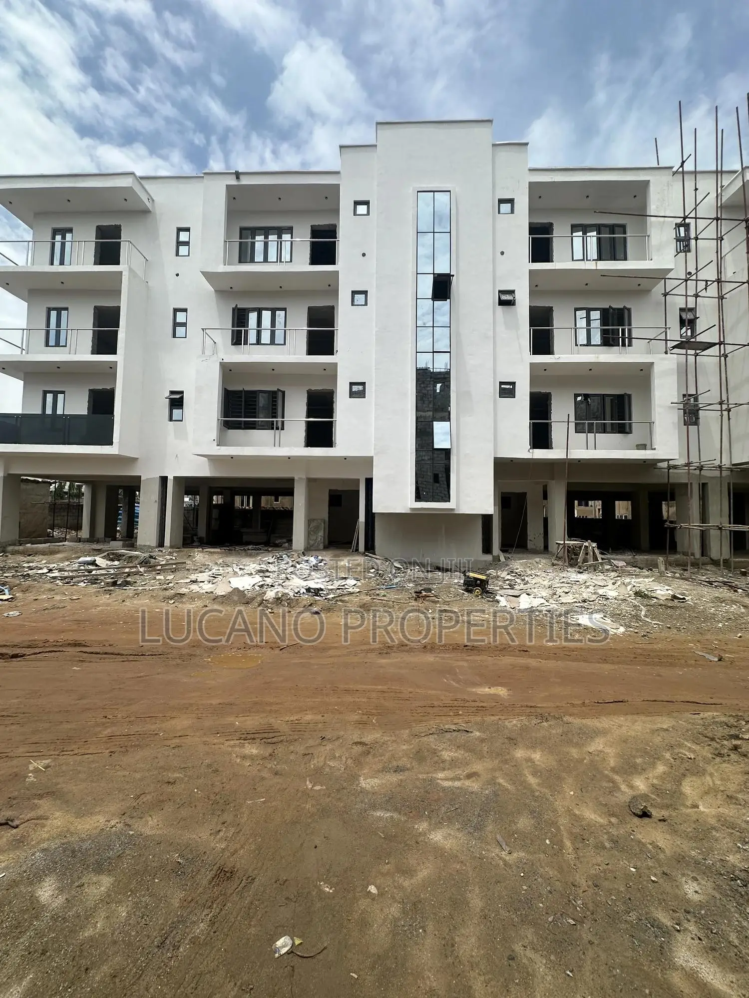 3bdrm Block of Flats in Wuye District for sale