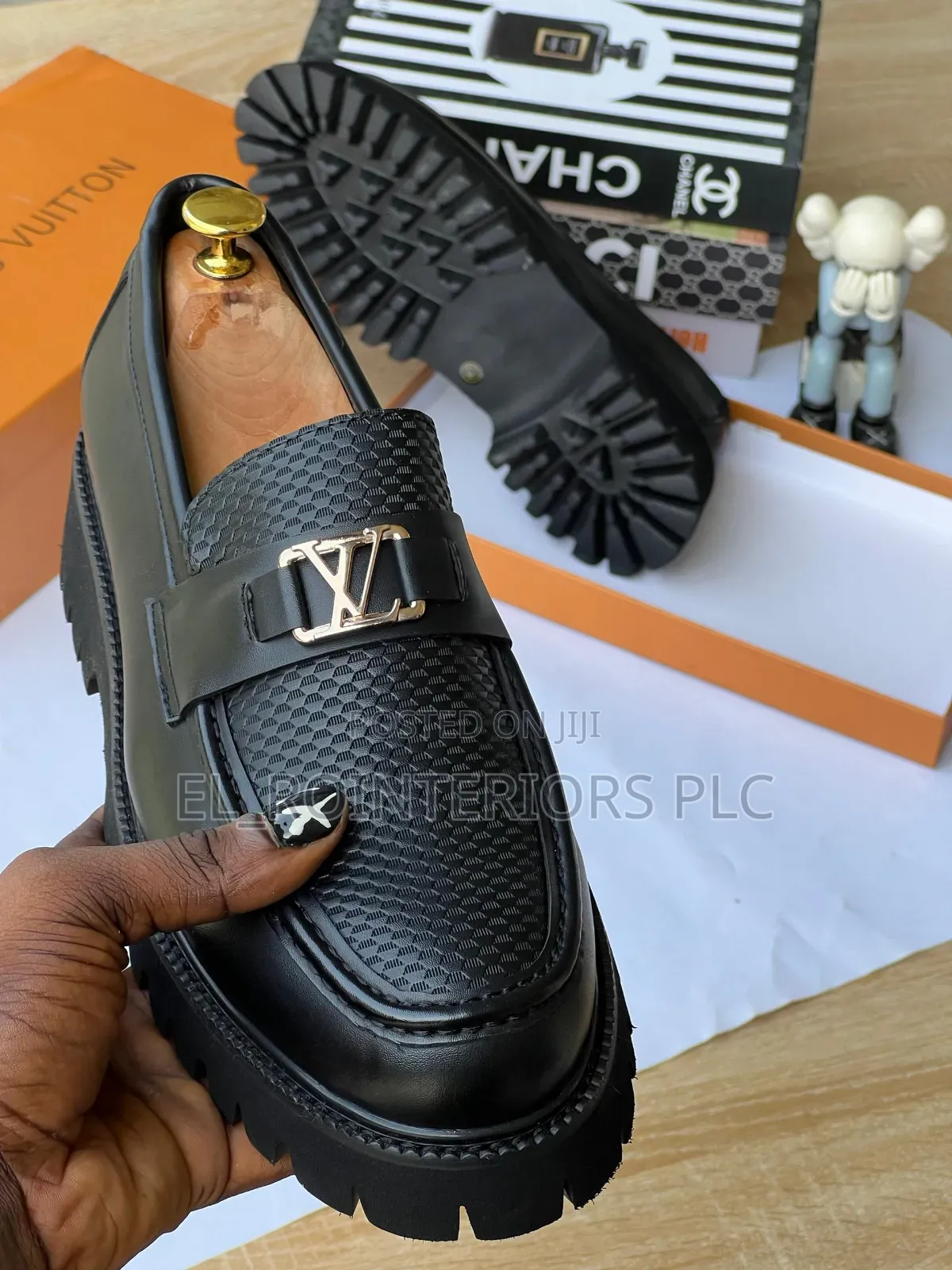 Premium Louis Vuitton Shoe