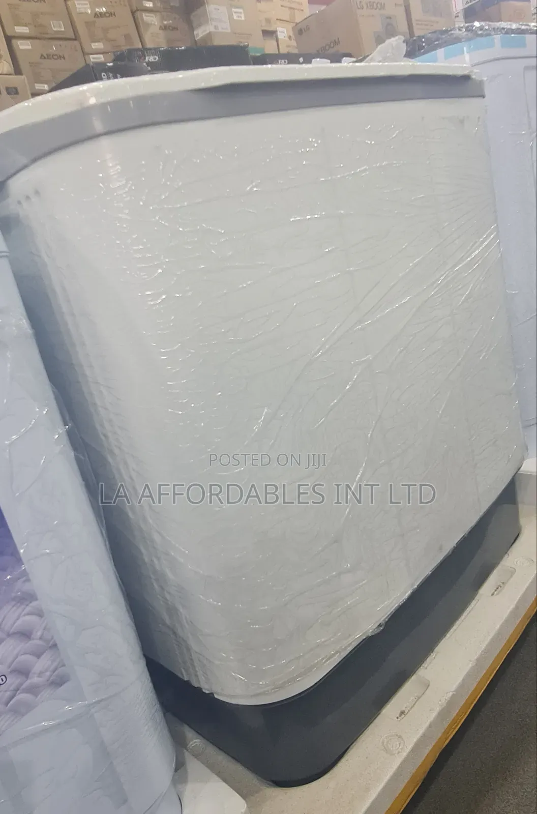 Lg Washing Machine. 6.0kg. Model Wp-710rd. 2 Years Warranty.