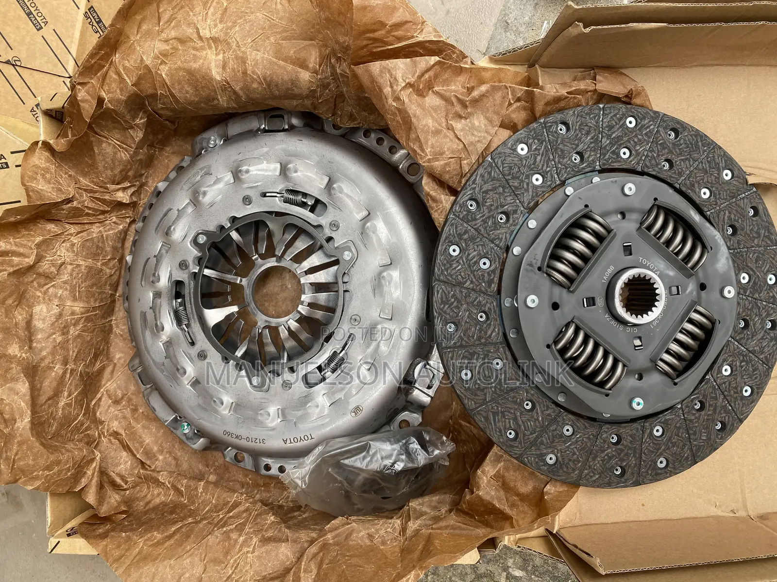 Clutch Set 31001-0k010 for Hilux Pickup/Revo 2gd-FTV 1gd