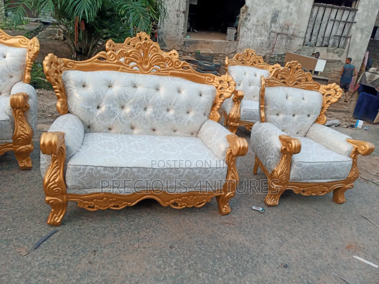 Antique Sofa Chairs