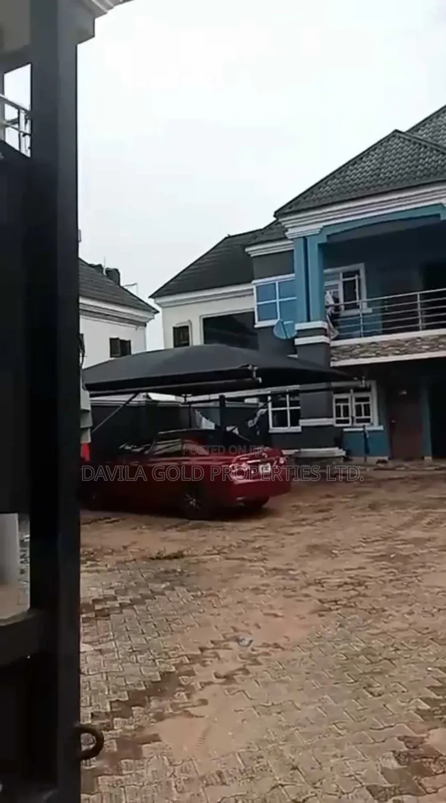 20bdrm Block of Flats in Benin City for sale