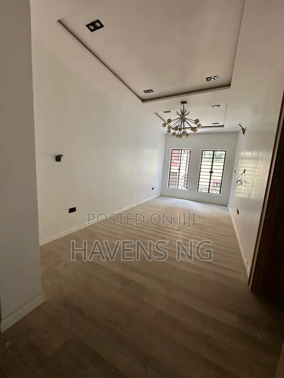 5bdrm Duplex in Zone 1 / Wuse for sale