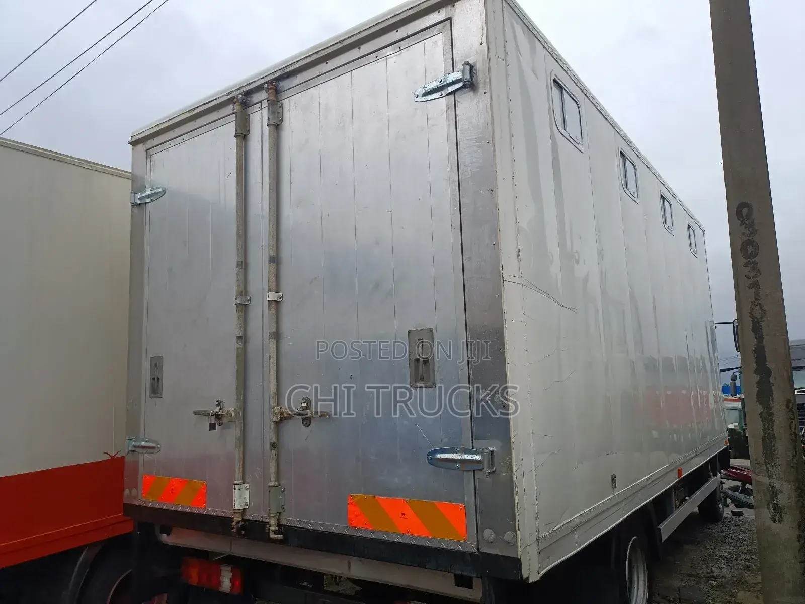 Mercedes Benz 814 German Truck European Specification 2004