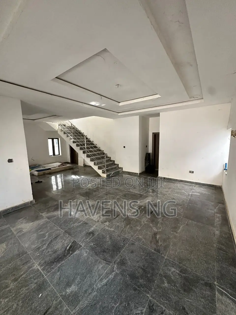 4bdrm Duplex in Jahi for sale