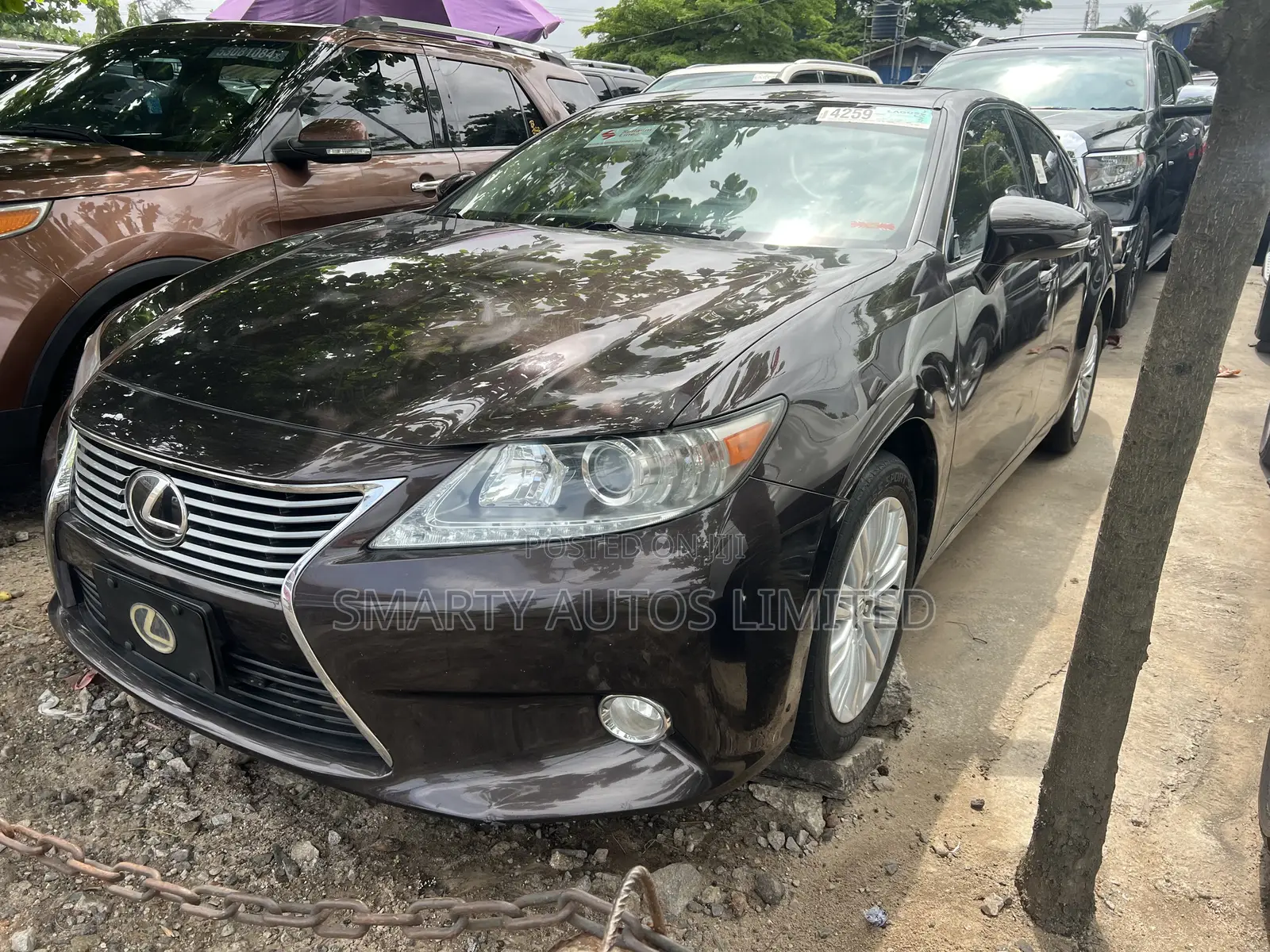 Lexus ES 2015 Brown