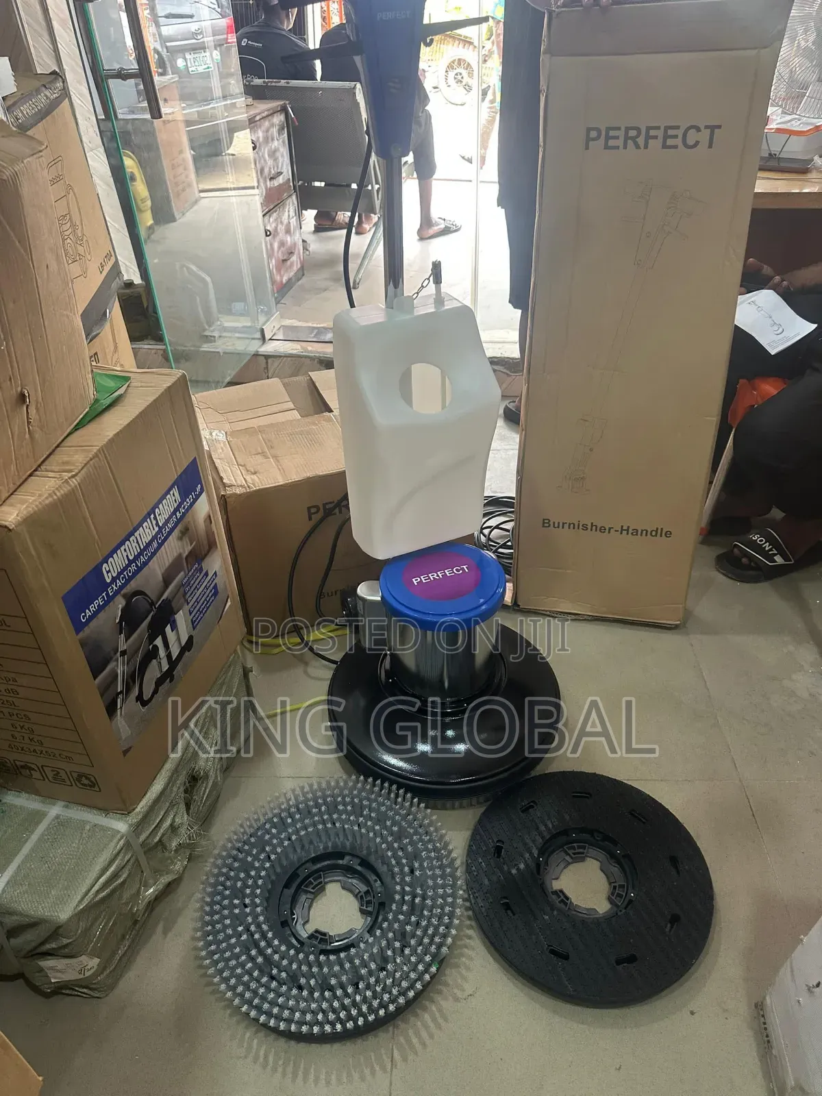 Durable Industrial Floor Scrubbing Machine