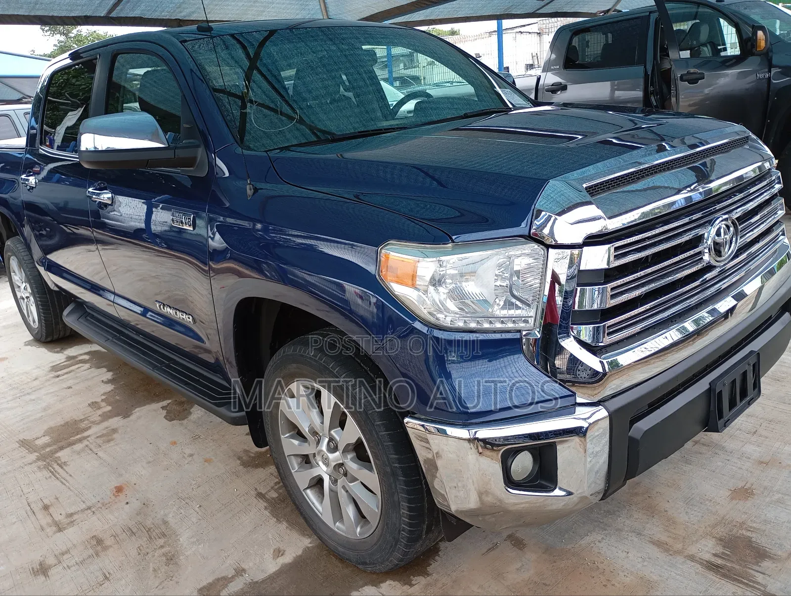 Toyota Tundra 2015 Blue