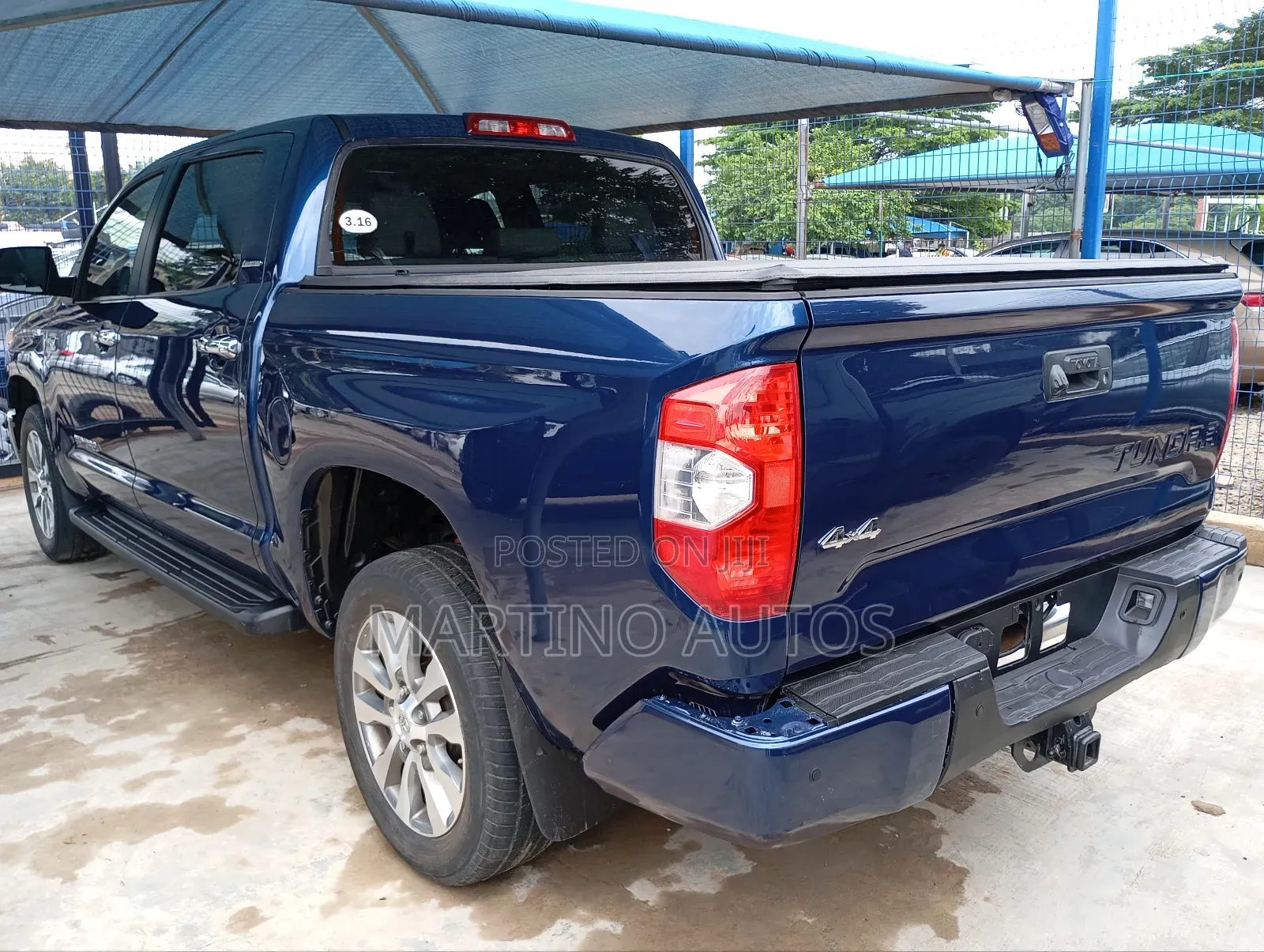 Toyota Tundra 2015 Blue