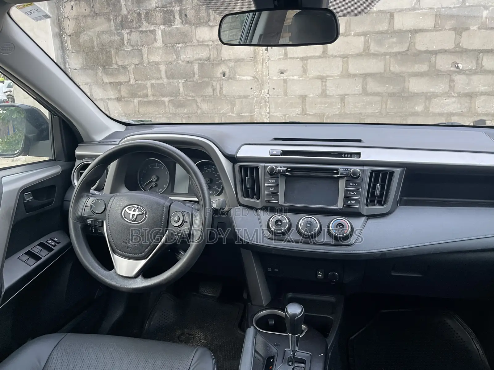 Toyota RAV4 LE AWD (2.5L 4cyl 6A) 2017 Gray