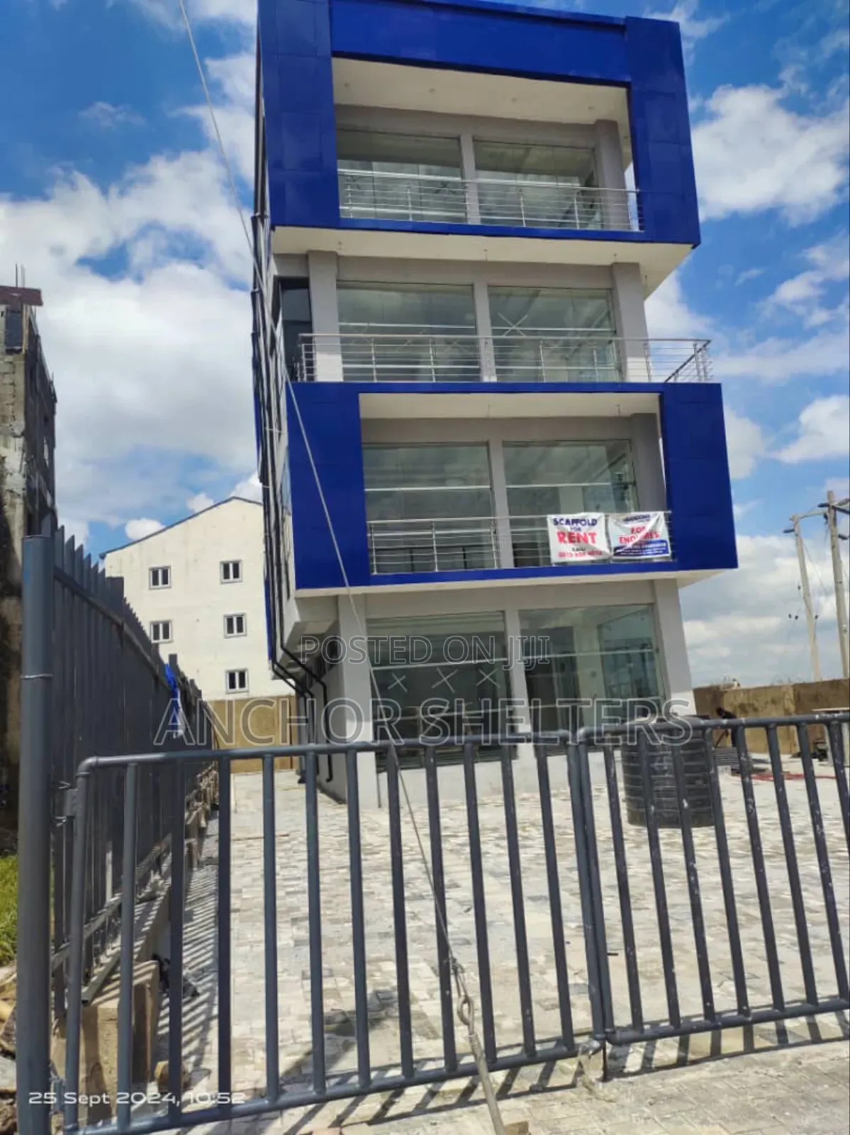 Plaza for Sales