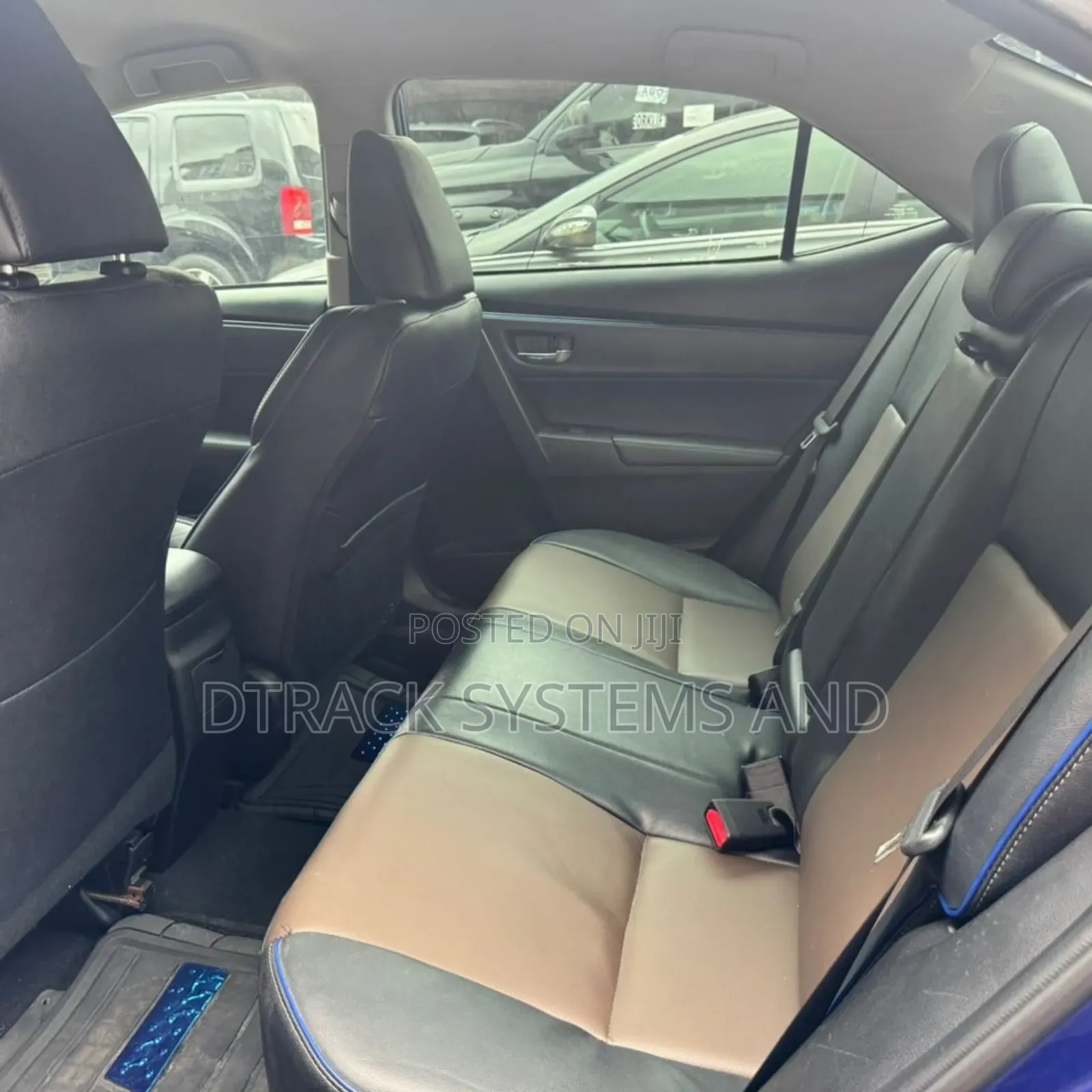 Toyota Corolla SE Special Edition 4dr Sedan (1.8L 4cyl CVT) 2017 Blue