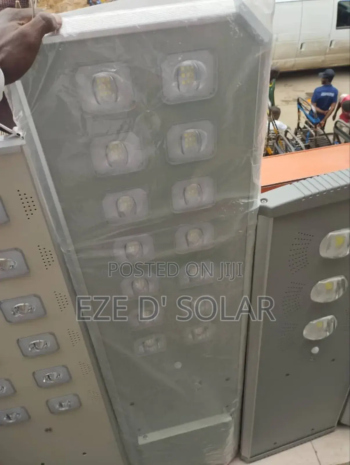 Solar Street Light With 14 Eyss