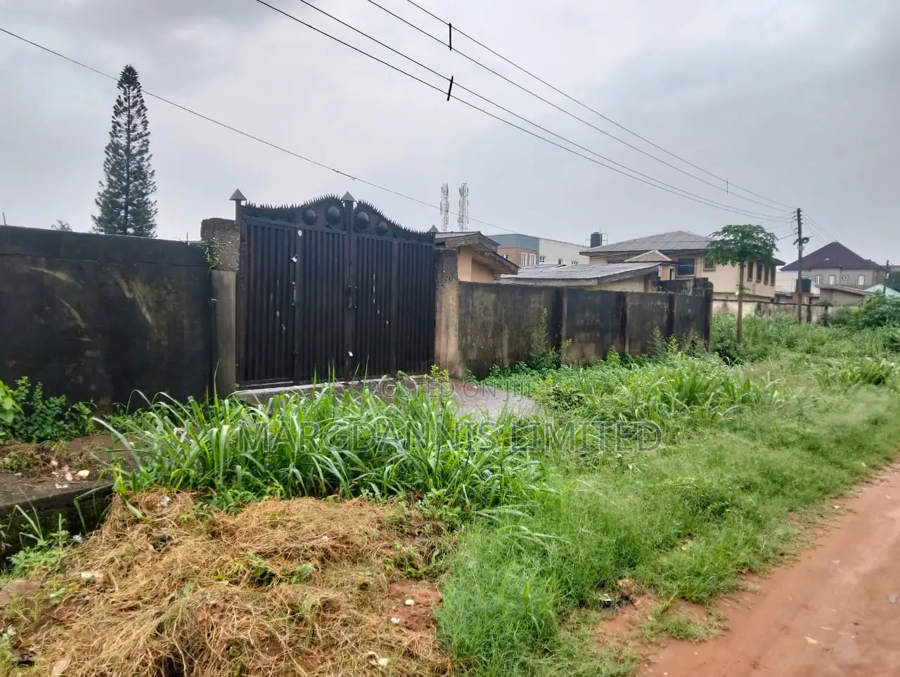 For Sale, a Plot + an Old Building in Fed Low Cost Estate