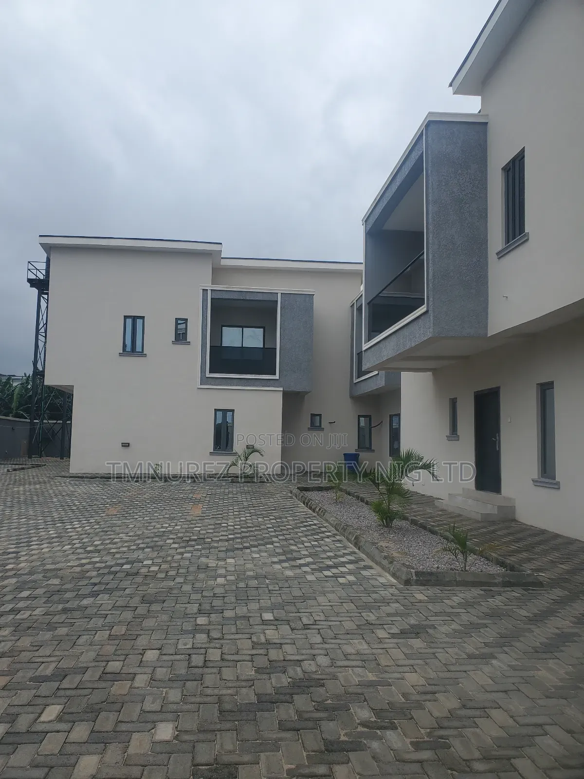 4bdrm Duplex in Adesanya for sale