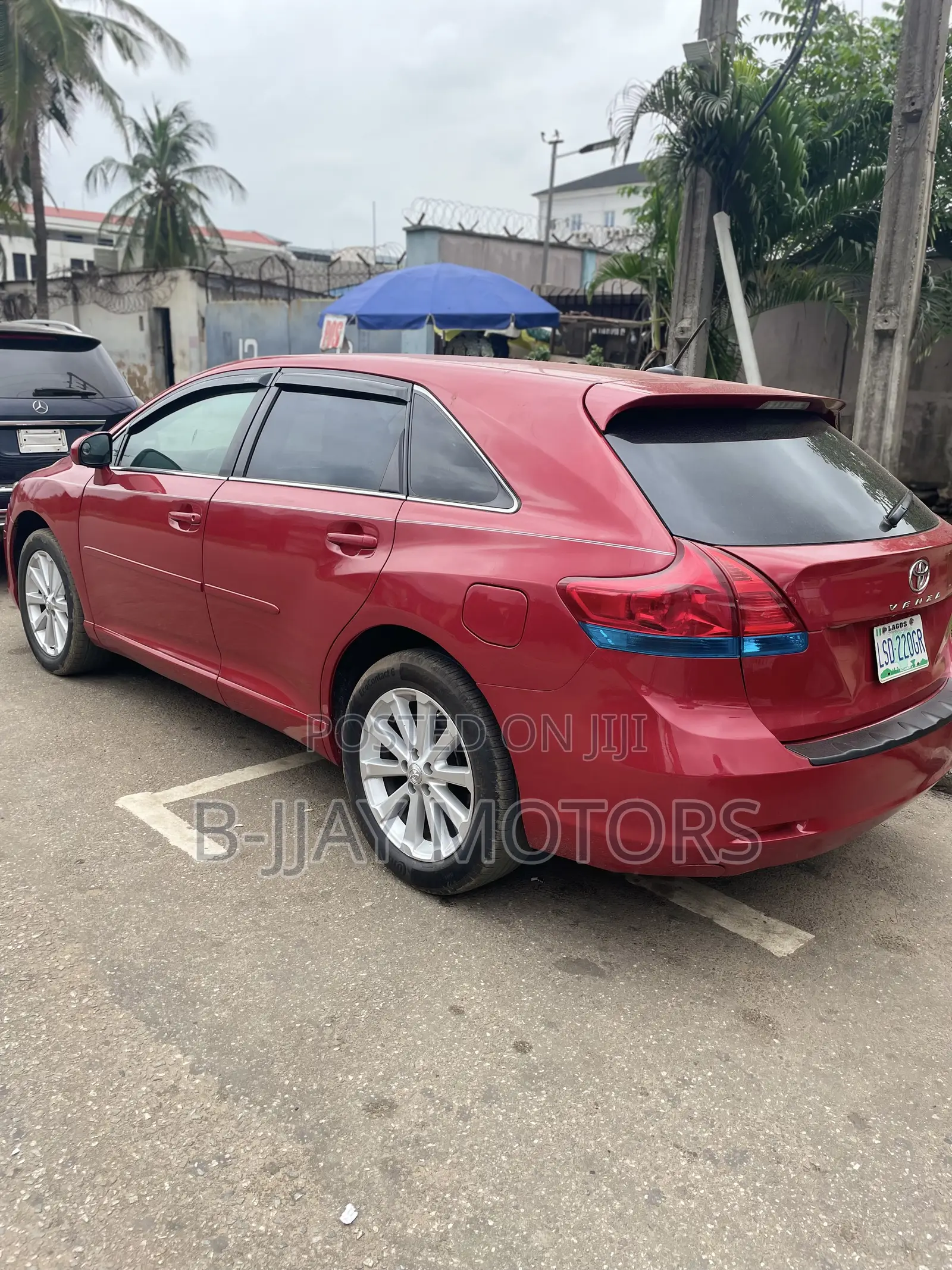 Toyota Venza AWD 2010 Red