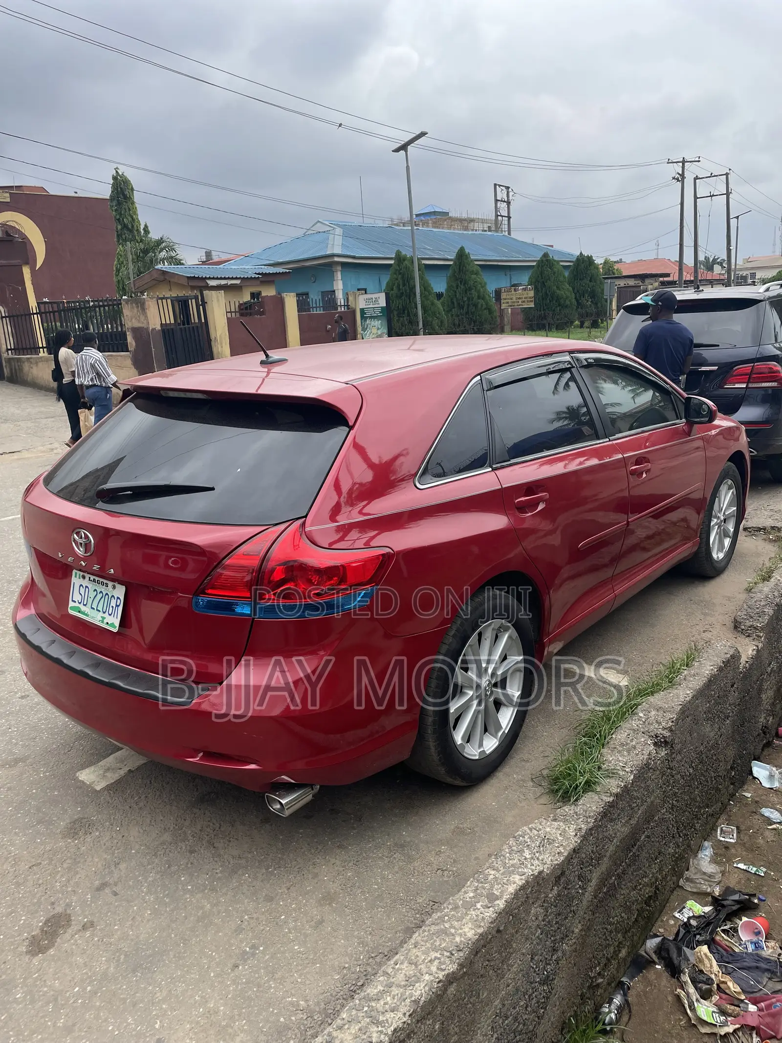 Toyota Venza AWD 2010 Red