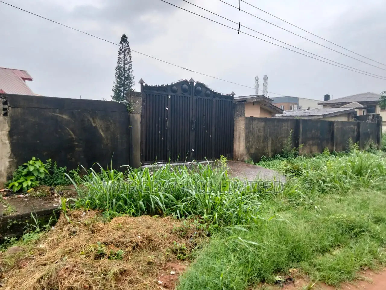 For Sale, a Plot + an Old Building in Fed Low Cost Estate