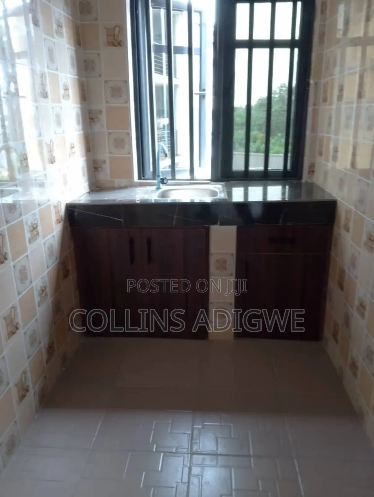 2bdrm Apartment in Gated Estate Ogombo for rent