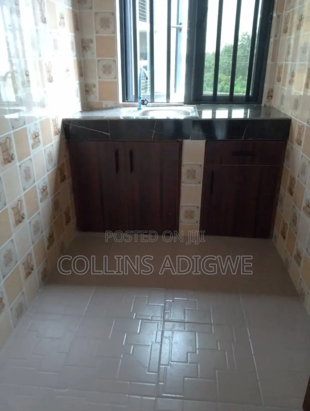 2bdrm Apartment in Gated Estate Ogombo for rent