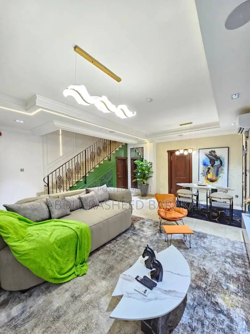 Luxury Four Bedroom Apartment