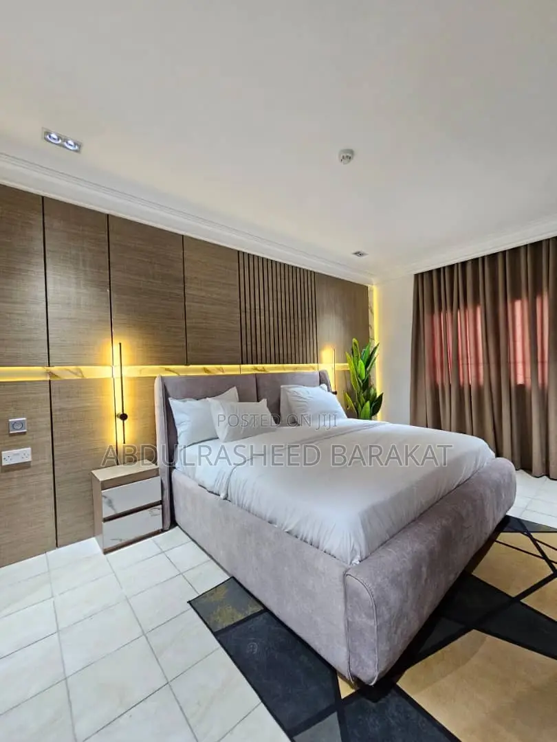 Luxury Four Bedroom Apartment